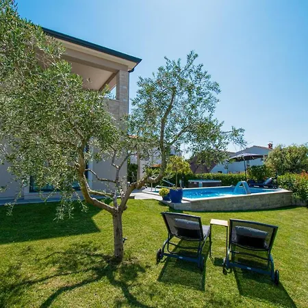 Bavarian Relax In Porec,istrien - By Istrabook * Kukci